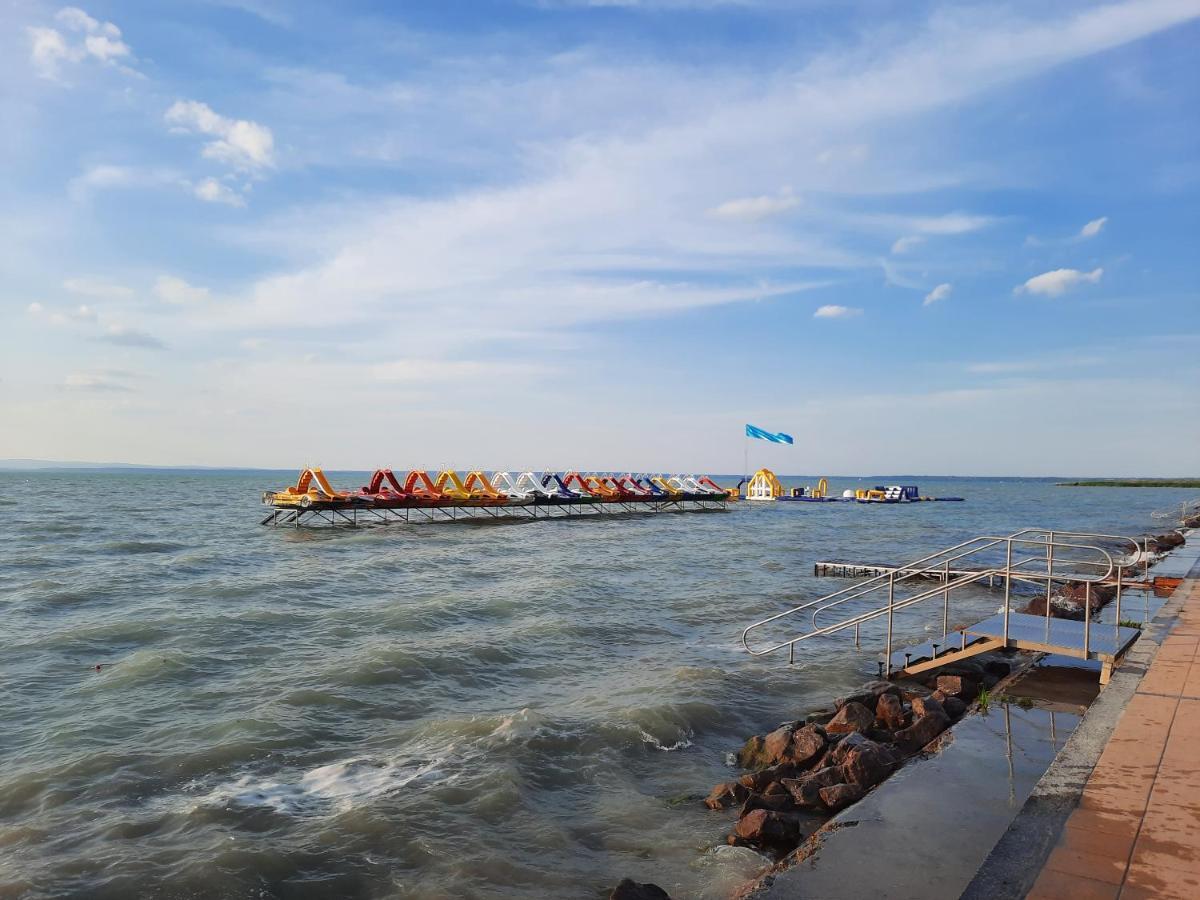 Cristal Apartman Siofok Dış mekan fotoğraf
